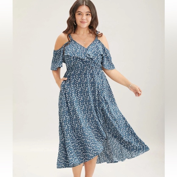 BloomChic Plus Size 3XL Floral Blue Cold Shoulder Dress us22-24 - Picture 4 of 10